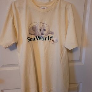 SeaWorld Vintage tshirt
